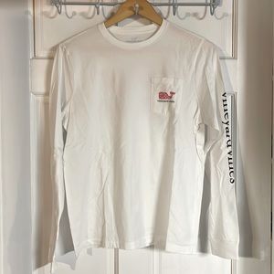 NWT kids XL Vineyard Vines Valentine long sleeve shirt